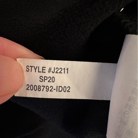 Madewell Heather button-front dress in black - Picture 6 of 6